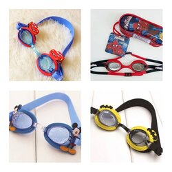 แว่นตาว่ายน้ำเด็ก ผู้ชาย มีลายมากกว่าหน้าปก