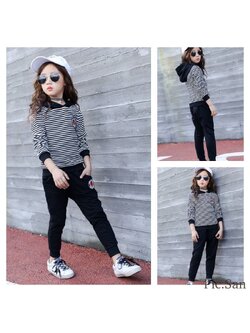 ชุดเซ็ตสีดำลาย มีฮุด