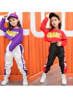 ชุดเต้น เสื้อครอป แขนยาว Chare' พร้อมกางเกงวอร์ม