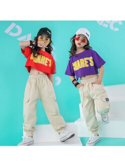 พร้อมส่ง ชุดเต้น แขนสั้น Chare' พร้อม กางเกงคาร์โก้ สีครีม