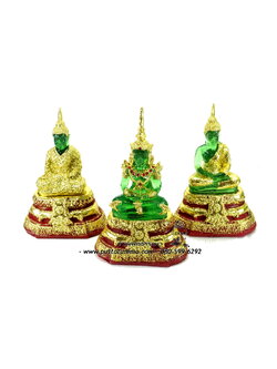 พระแก้วมรกต เซต 3 ฤดู เนื้อเรซิ่น หน้าตัก 3 นิ้ว สูง 7 นิ้ว