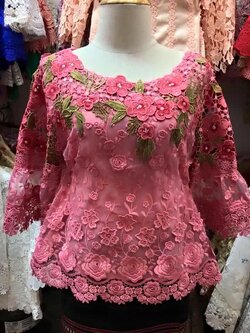 เสื้อลูกไม้ปักเพชร สีสดใส สวย เนื้อผ้าลูกไม้ดอกลอยอย่างดี งานสวย