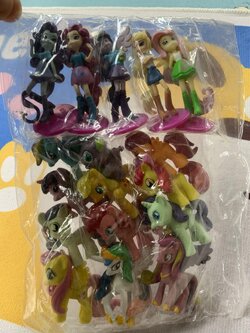 ตุ๊กตา โพนี่ เซ็ตโพนี่ตัวเล็ก พร้อมโพนี่คน