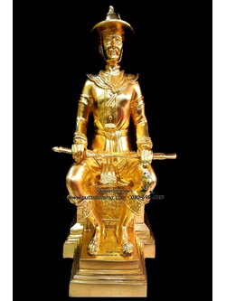 พระเจ้าตาก นั่งบังลังก์ เนื้อโลหะ ปิดทองแท้ทั้งองค์ หน้าตัก 9 นิ้ว สูง 18 นิ้ว