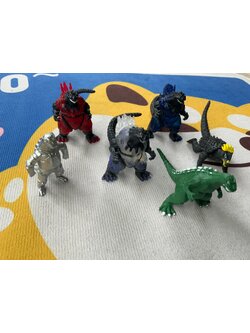 ตุ๊กตาโมเดลก๊อตซิลล่า เซ็ต 6 ตัว7-8cm