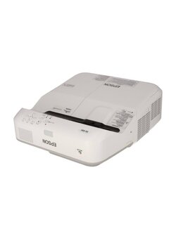 EPSON EB-680 (Ultra Throw)
