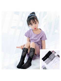 ถุงเท้ายาว ลายลูกไม้