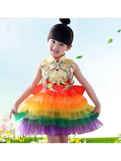 ชุดจีน กี่เพ้า เดรสสีเหลืองทอง กระโปรงสีรุ้ง