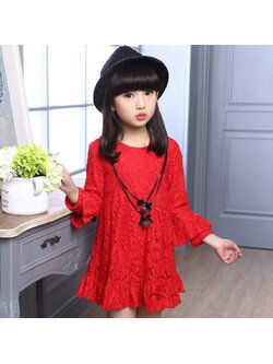 เดรสสีแดง แขนสามส่วน ผ้าลูกไม้