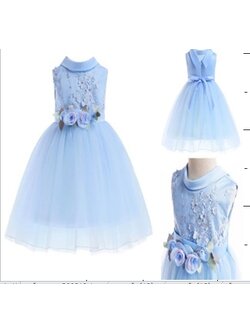 เดรสออกงานสีฟ้า แต่งลูกไม้กระโปรง