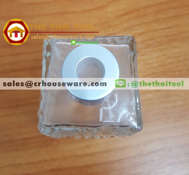 ขวดเหลี่ยม 100 ml. รหัส : 005-J728 Glass bottle Square shape 100 ml. Code : 005-J728