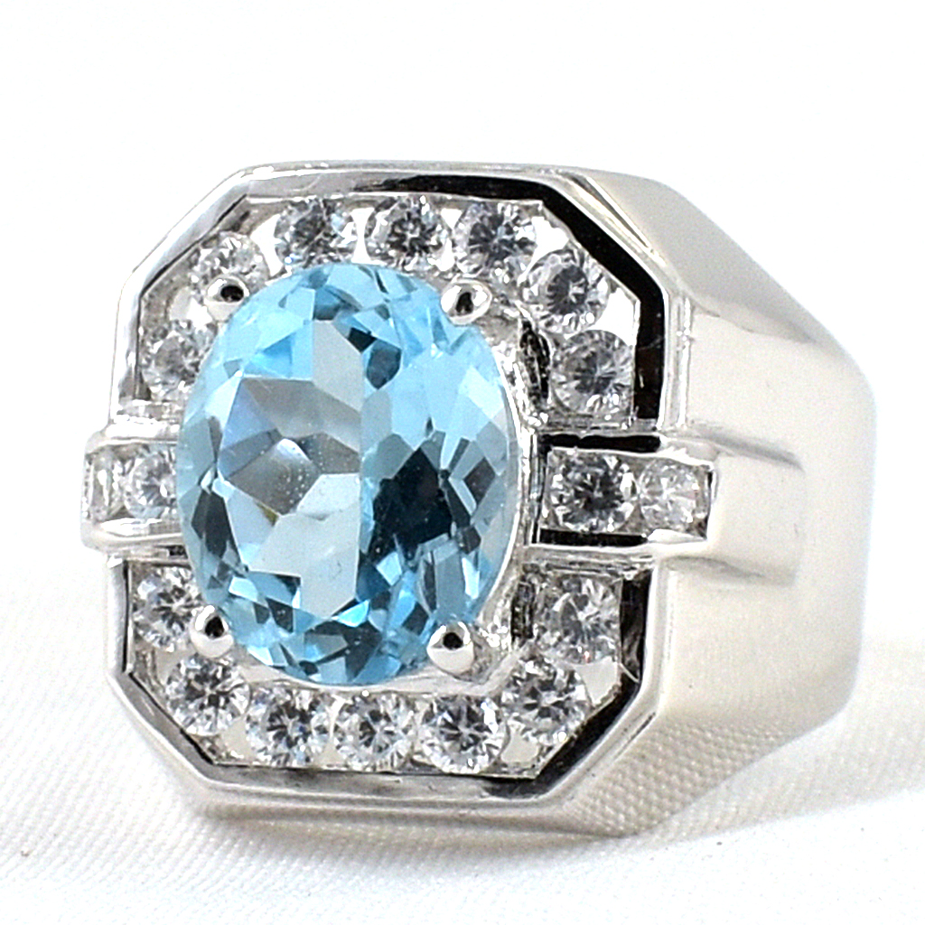 แหวนเงินแท้ราคาถูกชุบทองคำขาว สวิสบลูโทปาซแท้ 4.50 กะรัต เพชรCZ 0.72 กะรัต งานประณีตสวยงาม สั่งผลิตค่ะ