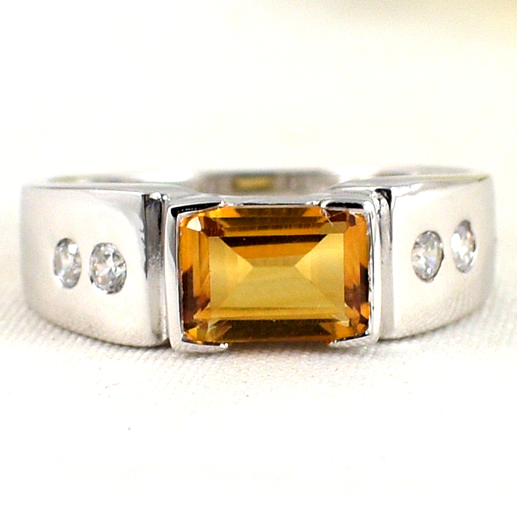 แหวนเงินแท้ราคาถูกชุบทองคำขาว ซิทรินแท้ 0.95 กะรัต เพชรCZ 0.10 กะรัต งานประณีตสวยงาม สั่งผลิตค่ะ