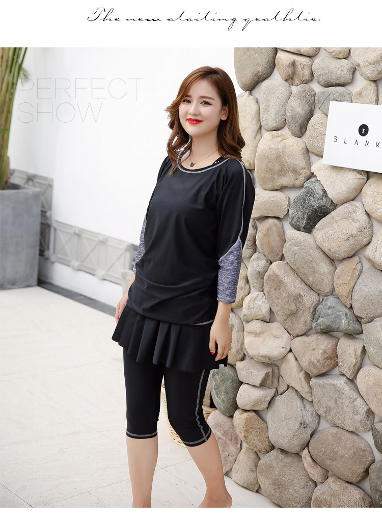 ชุดว่ายน้ำคนอ้วน6xl กันuv เซต 3 ชิ้น บรารอบอก 42-50 กางเกงรอบเอว 36-44 สะโพก44-56นิ้ว ยาว 28 นิ้ว เสื้อตัวนอก อก 52 นิ้วยาว 29 นิ้วค่ะ ผ้าดีงานสวยค่ะ