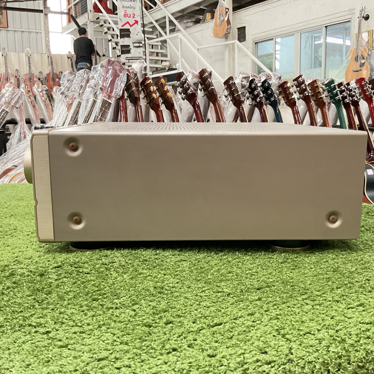 เครื่องขยายเสียง DENON : AVC-1550