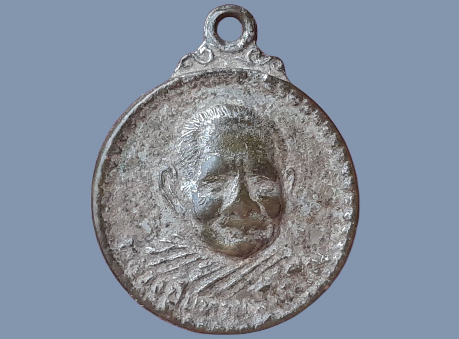 เหรียญ หลวงปู่แหวน วัดดอยแม่ปั๋ง จ.เชียงใหม่ รุ่นสร้างอุโบสถ ปี 2519