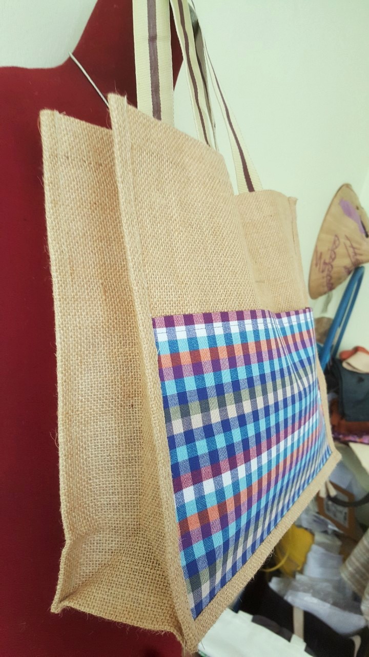 SIVAREE กระเป๋ารักษ์โลกผลิตโดยคนพิการ น้ำตาล กว้าง14นิ้วยาว12นิ้ว