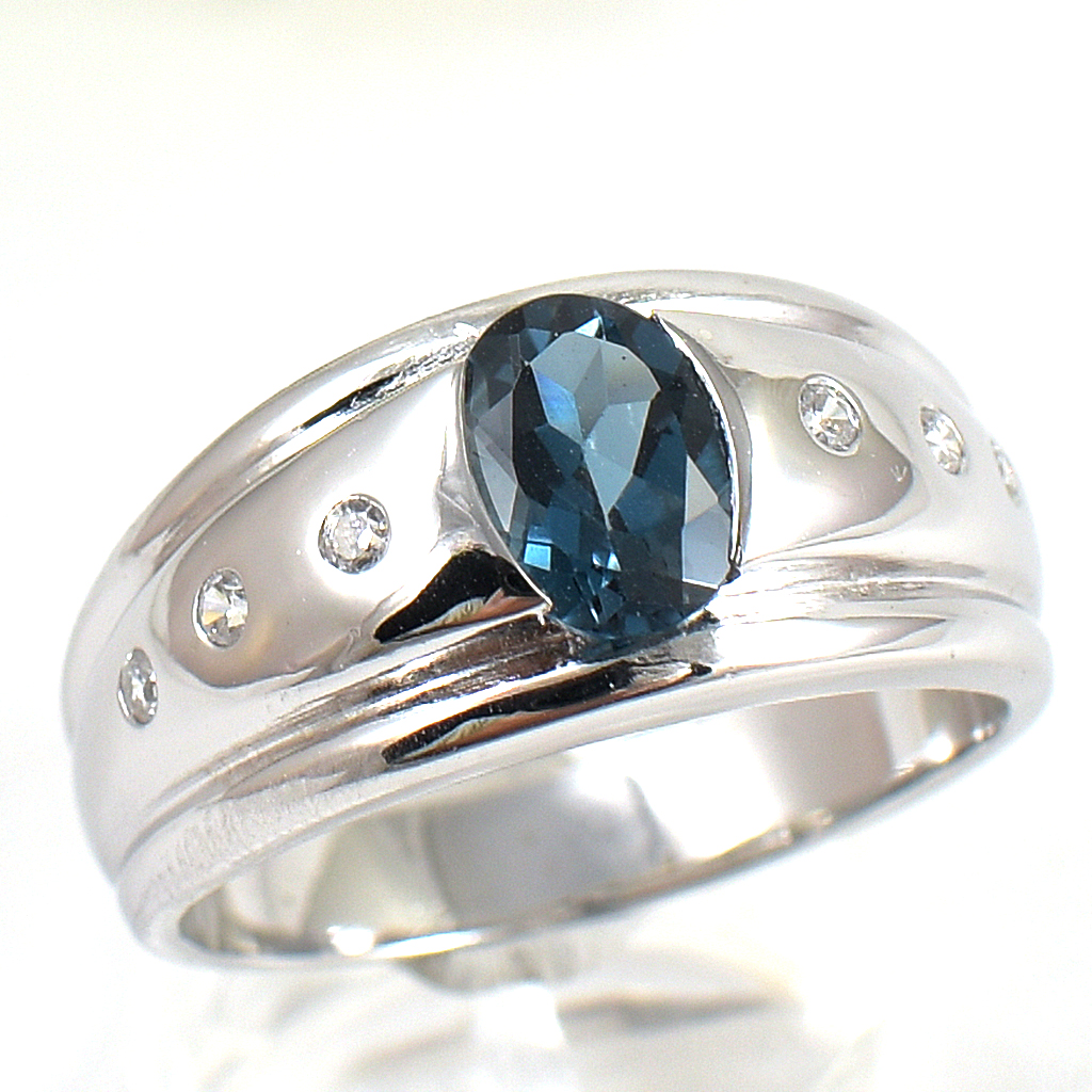 แหวนเงินแท้ราคาถูกชุบทองคำขาว ลอนดอนบลูโทปาซแท้ 1.65 กะรัต เพชรCZ 0.18 กะรัต งานประณีตสวยงาม สั่งผลิตค่ะ