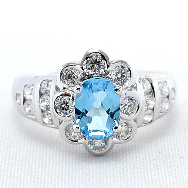 แหวนเงินแท้ราคาถูกชุบทองคำขาว สวิสบลูโทปาซแท้ 1.0 กะรัต เพชรCZ 0.60 กะรัต งานประณีตสวยงาม สั่งผลิตค่ะ