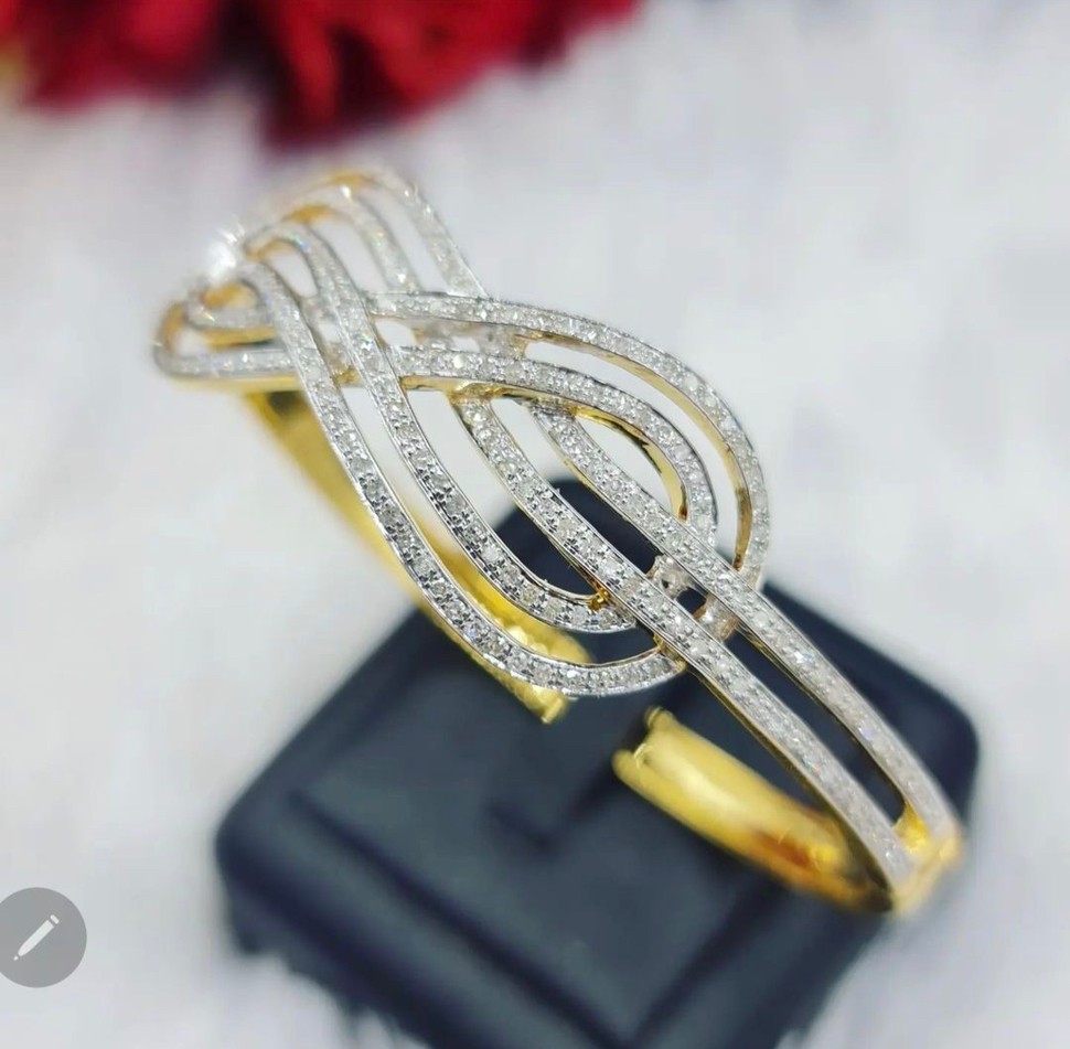 พร้อมส่งและสั่งผลิตกำไลทองเพชรแท้อินฟินิตี้ใส่แล้วเงินไม่ขาดมือ แต่งงาน หมั้น ใส่เที่ยว ออกงาน ทองคำ 9K เพชรแท้ 1.20 กะรัต 238 เม็ด ราคาถูกมาก ส่งฟรี