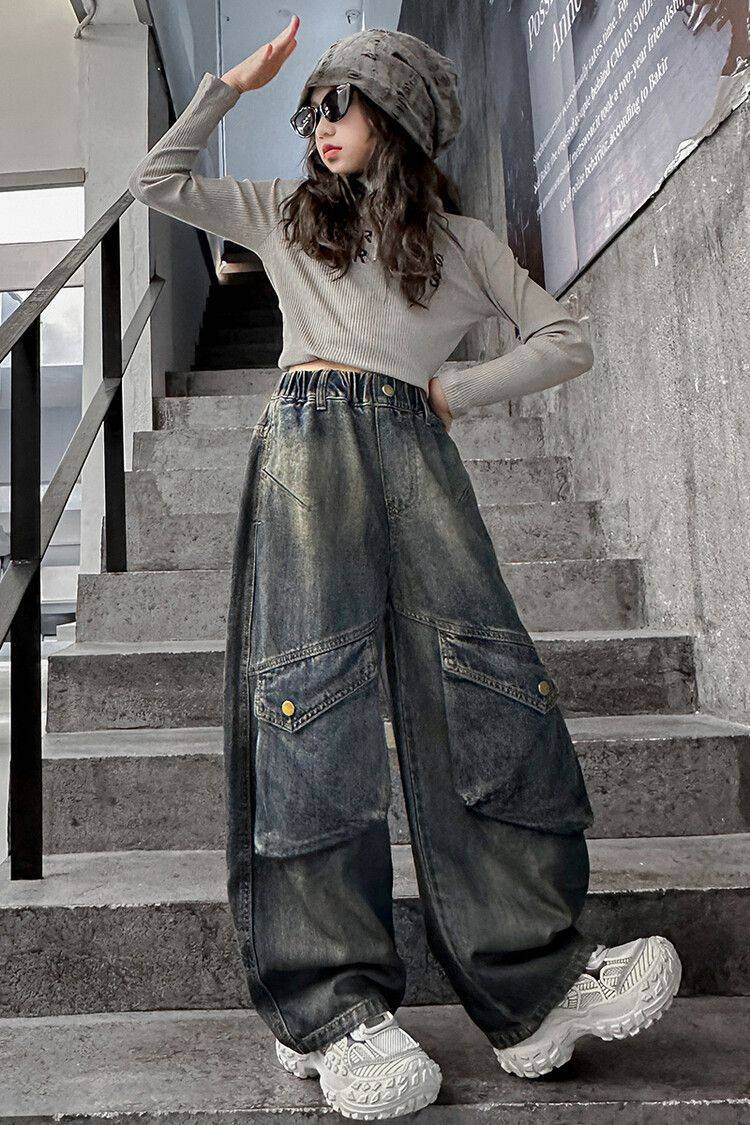 พร้อมส่ง กางเกงยีนส์เด็ก คาร์โก้ แต่งกระเป๋า สไตล์ Y2K