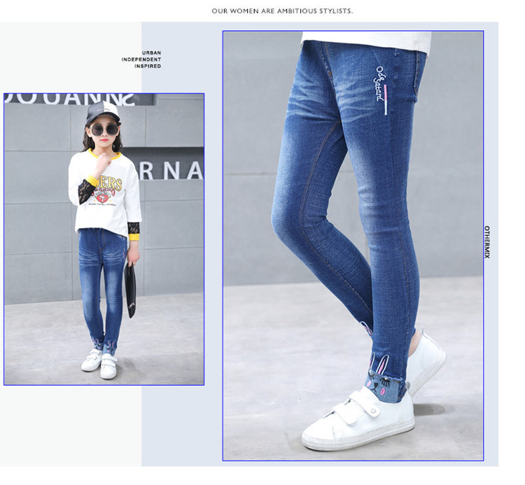 กางเกงยีนส์ขายาว ปักแต่งกระต่าย