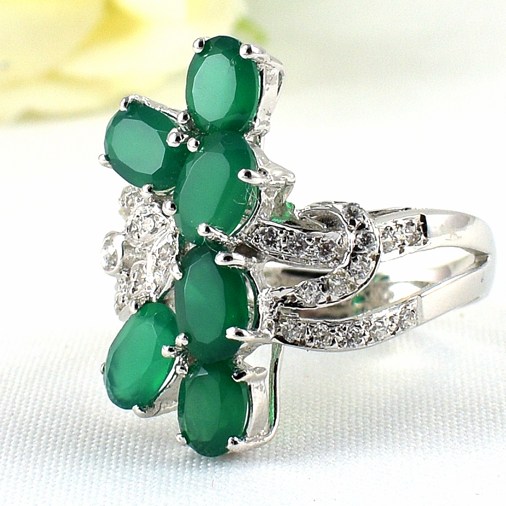 แหวนเงินแท้ราคาถูกชุบทองคำขาว พลอยแท้กรีนอะเกท 2.60 กะรัต เพชรCZ 0.225 กะรัต งานประณีตสวยงาม สั่งผลิตค่ะ