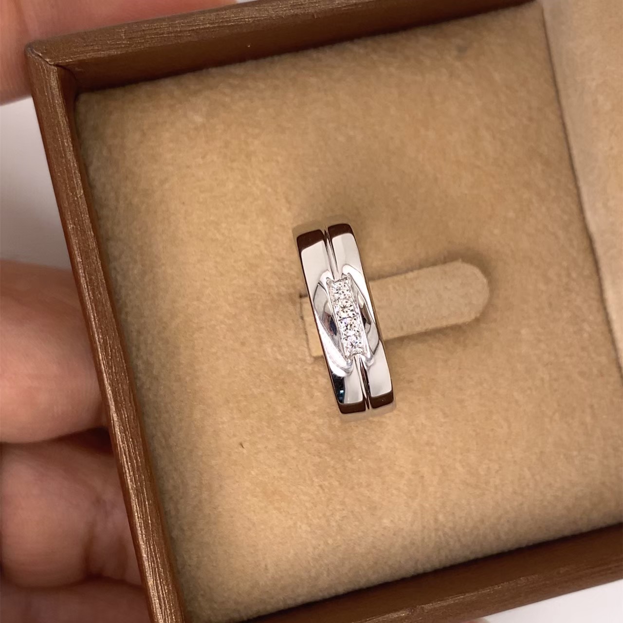 แหวนเพชรปลอกมีดGold 18K 7.69g D 4/0.07 ct
