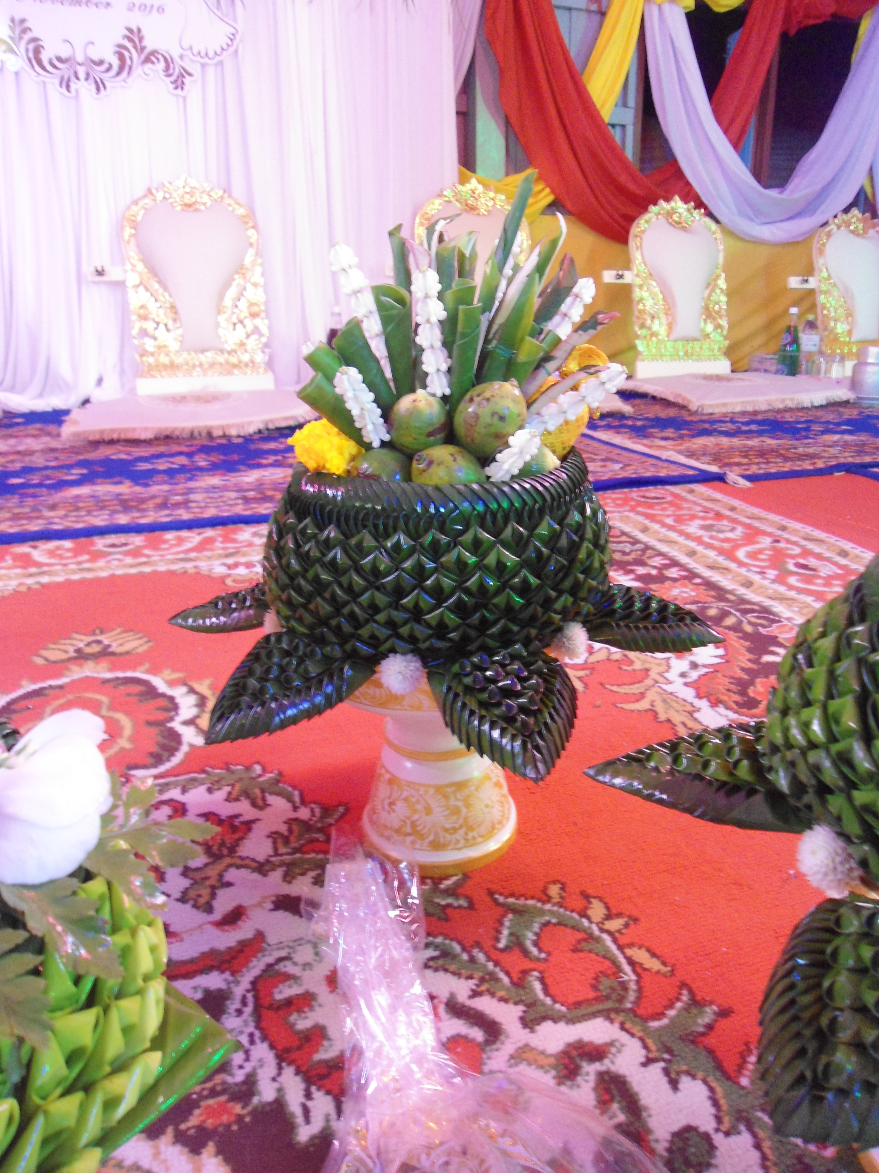 ขันหมาก ขาว+เขียว (ส่งงานใกล้วัดป้อมรามัญอยุธยา)