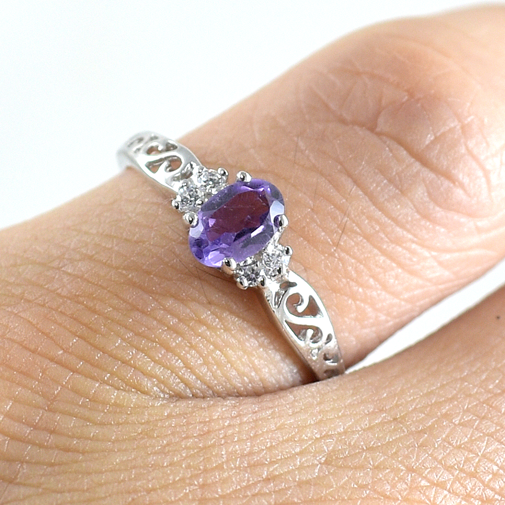 แหวนเงินแท้ราคาถูกชุบทองคำขาว แอมิทิสต์แท้ 0.45 กะรัต เพชรCZ 0.06 กะรัต งานประณีตสวยงาม สั่งผลิตค่ะ