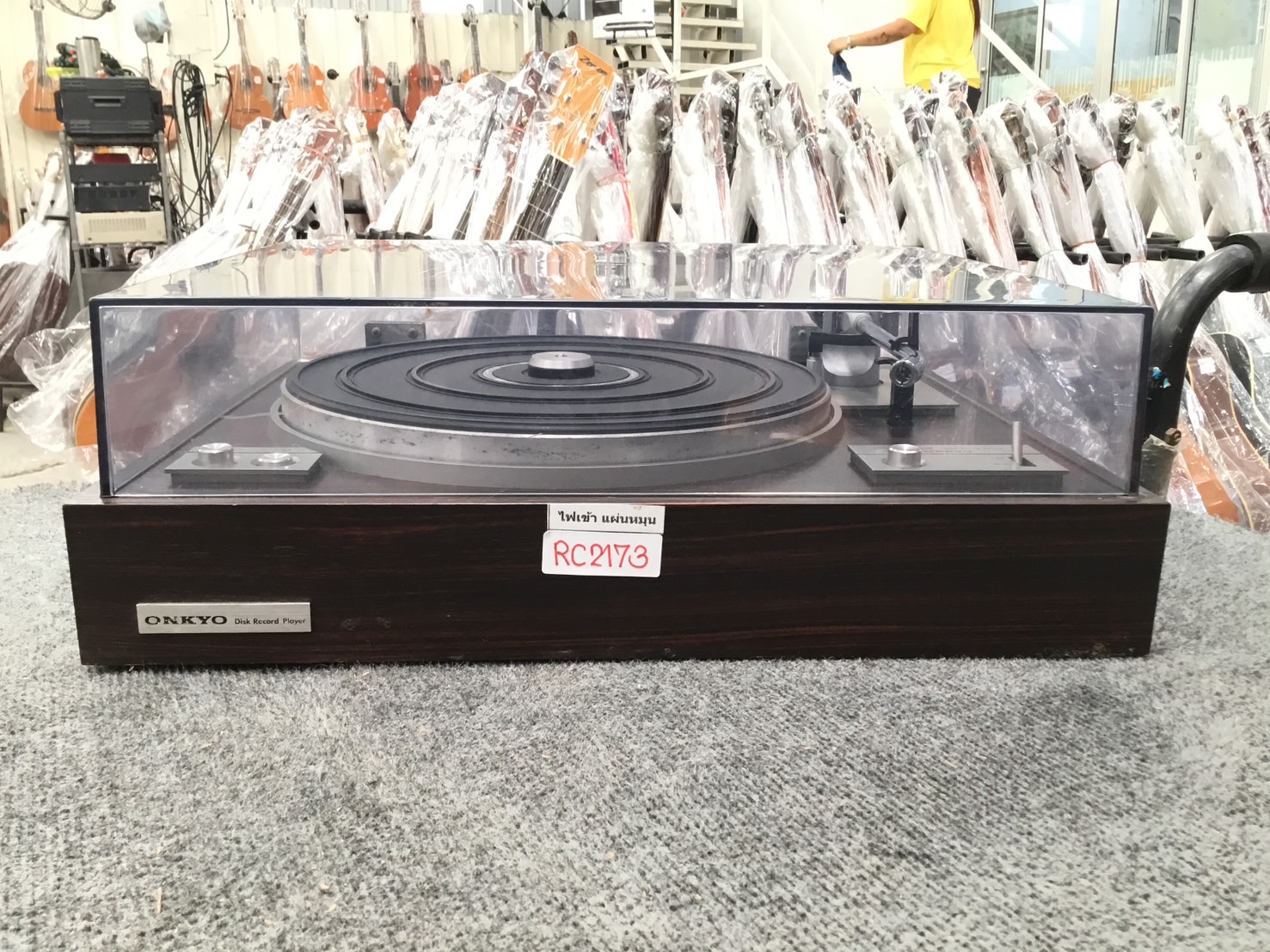 เครื่องเล่นแผ่นเสียง ONKYO : CP-250A