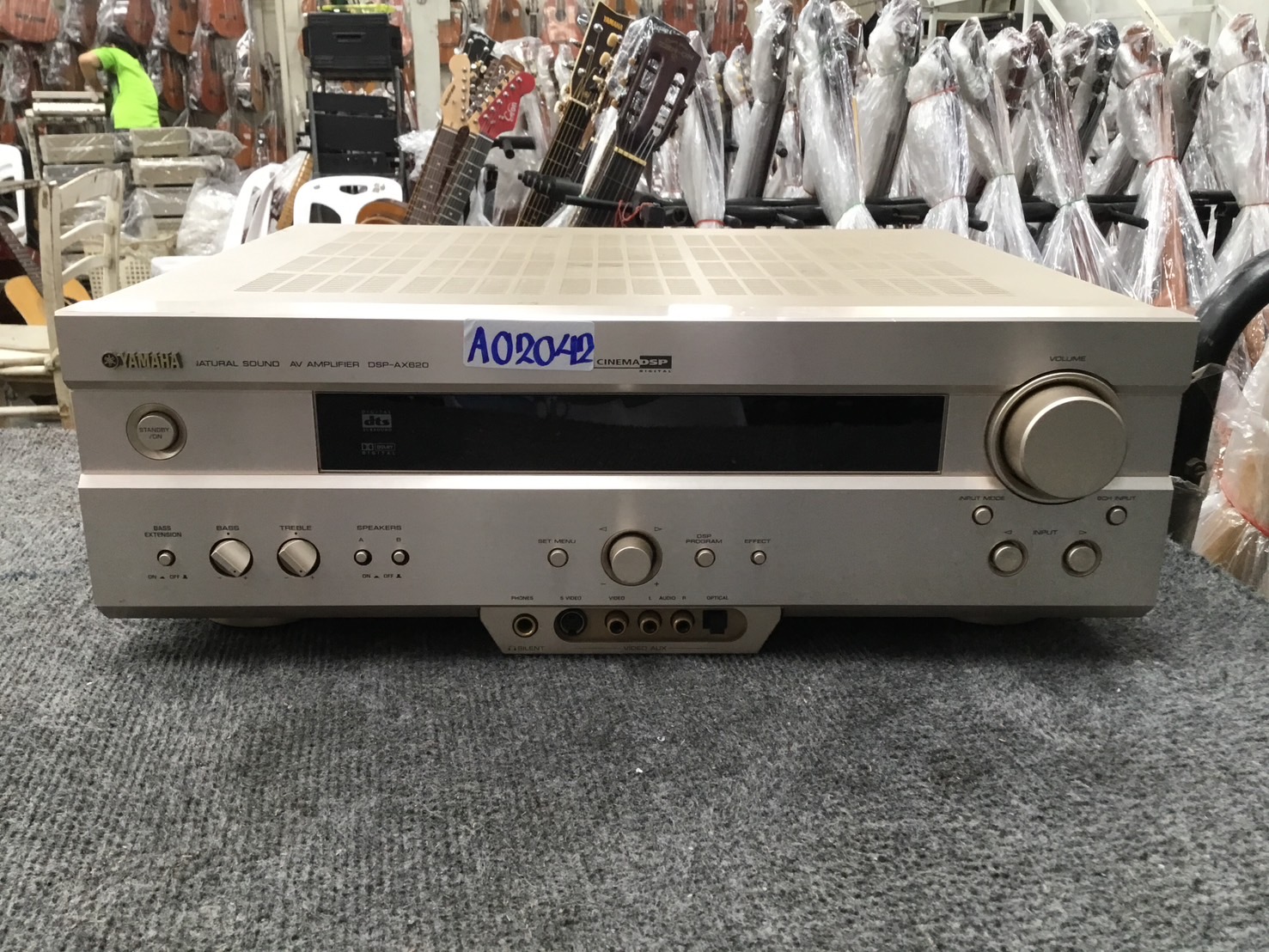 เครื่องขยายเสียง YAMAHA : DSP-AX620