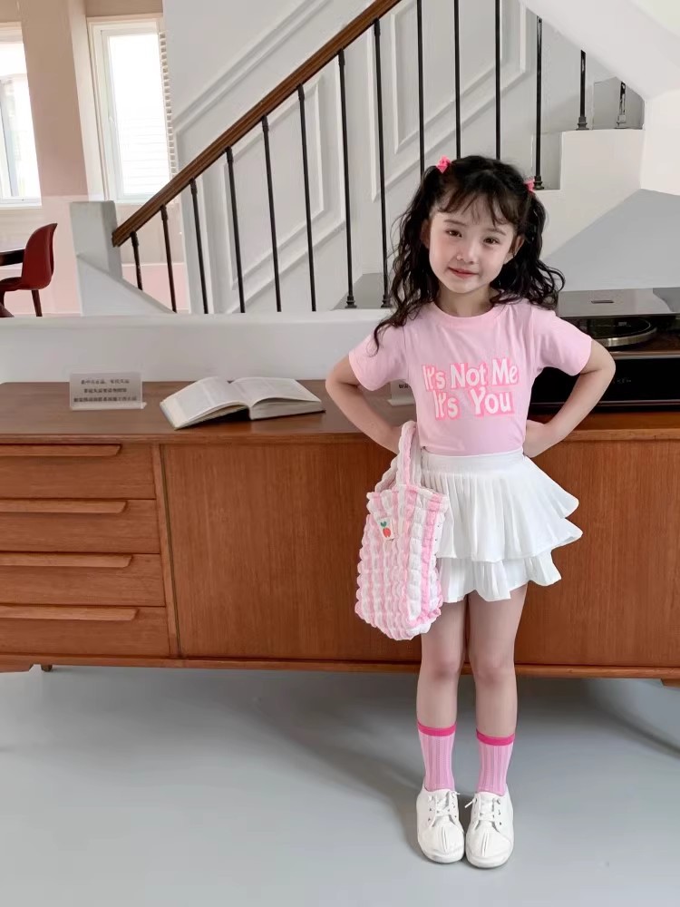 พร้อมส่ง กระโปรงเด็กผู้หญิง อัดพลีท ระบาย2ชั้น สีแดงสด