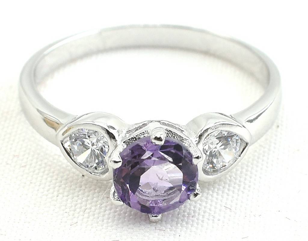 แหวนเงินแท้ราคาถูกชุบทองคำขาว แอมิทิสต์แท้ 0.90 กะรัต เพชรCZ 0.30 กะรัต งานประณีตสวยงาม สั่งผลิตค่ะ