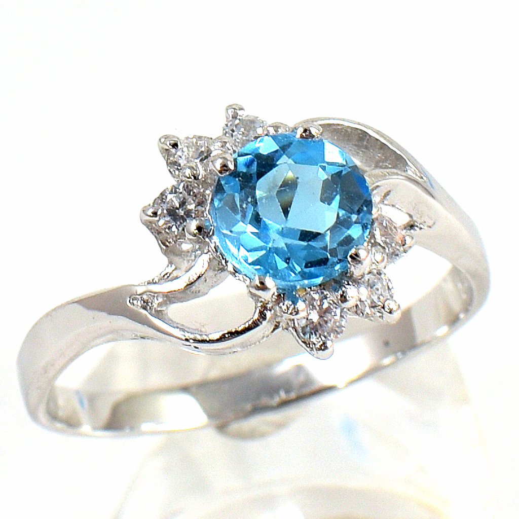 แหวนเงินแท้ราคาถูกชุบทองคำขาว สวิสบลูโทปาซแท้ 1.25 กะรัต เพชรCZ 0.18 กะรัต งานประณีตสวยงาม สั่งผลิตค่ะ