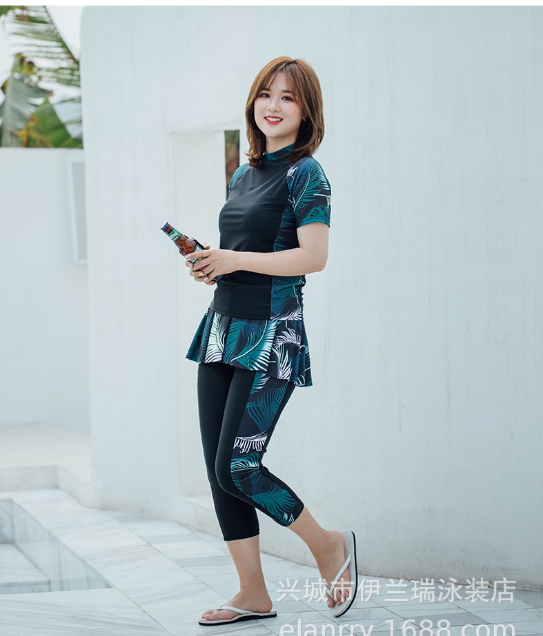 ชุดว่ายน้ำคนอ้วน ไซส์ 4xl เซต 3 ชิ้น รอบอก 36-42 กางเกงเอว 30-36 สะโพก 42-50 นิ้ว ยาว 31 นิ้วกระโปรงรอบเอว 30-38 สะโพกฟรี ยาว 12 นิ้ว ผ้าดี งานสวยมากๆค่ะ