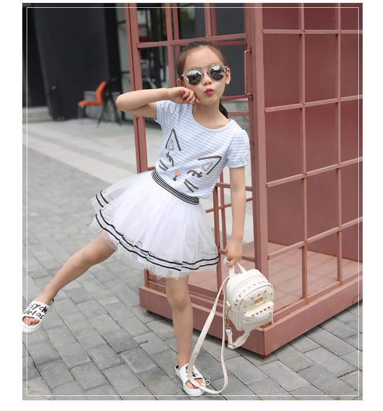 ชุดเด็ก : กล่องสุ่ม เสื้อผ้าเด็ก เซ็ตสุ่ม สุ่มสินค้า สำหรับเด็กผู้หญิง