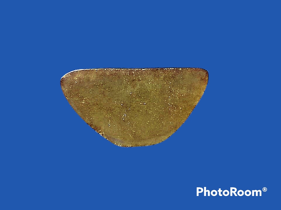 พระแก้ว พระสิงห์ ๑ วัดพระสิงห์ เชียงราย เนื้อหยกขาว ความสูงประมาณ 1" ฐานกว้าง 1.5 เซ็นติเมตร