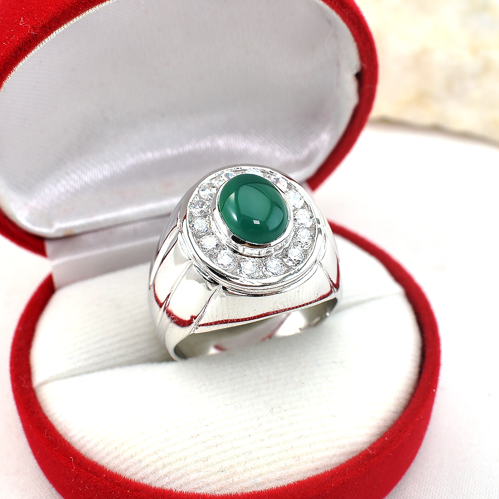 แหวนเงินแท้ราคาถูกชุบทองคำขาว พลอยแท้กรีนอะเกท 1.802 กะรัต เพชรCZ 0.70 กะรัต งานประณีตสวยงาม สั่งผลิตค่ะ