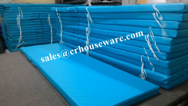 เบาะหนังวางบนเตียงนอนริมสระ รหัสสินค้า 015-AW-01,Thailand_outdoor_warter_Resistant_Lounger_sunbed_Cushion_pad