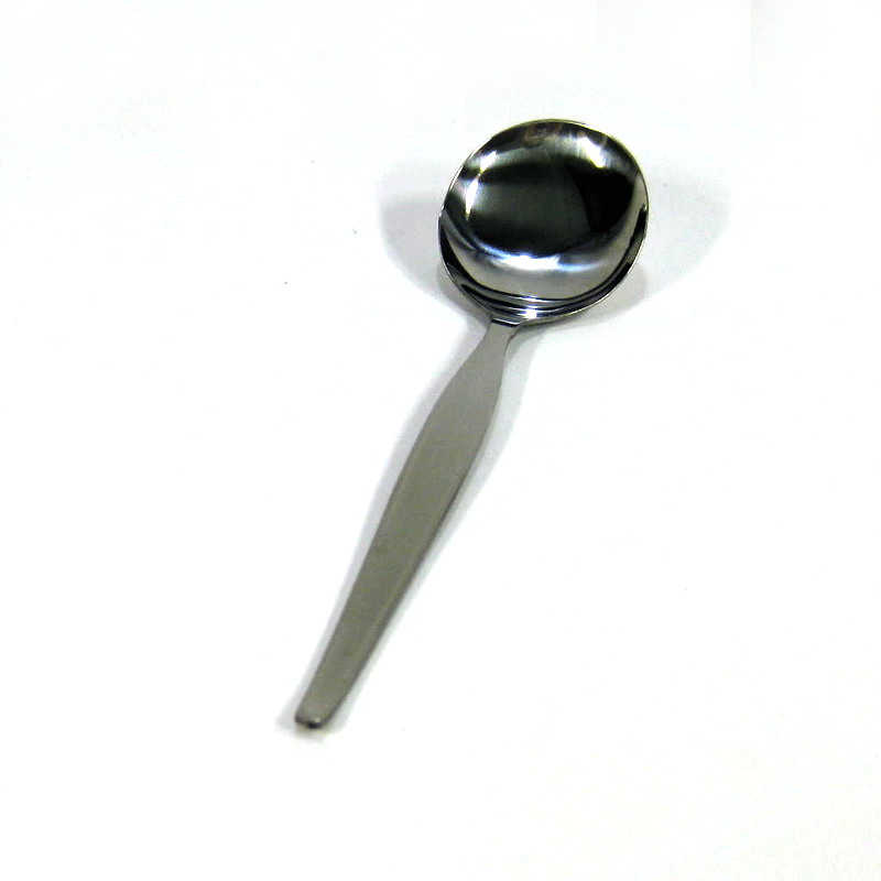 ช้อนซุปเล็ก ลายขอบตั้ง ตราจากัวร์