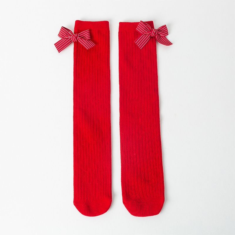 พร้อมส่ง ถุงเท้ายาว ถุงเท้าเด็ก สีแดง คริสมาสต์