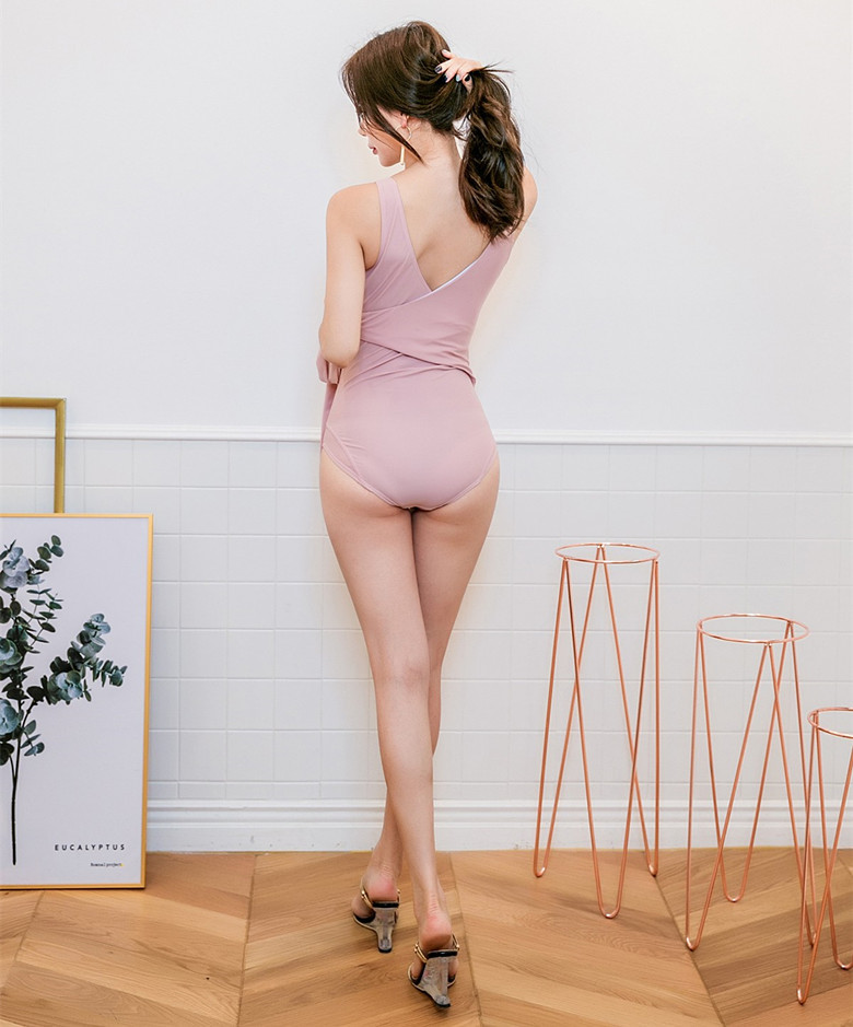 ชุดว่ายน้ำวันพีช ผูกข้าง สีโอรส ไซส์ xl รอบอก 30-36 เอว 26-32 สะโพก 30-36 นิ้วค่ะ สวยมากๆค่ะ