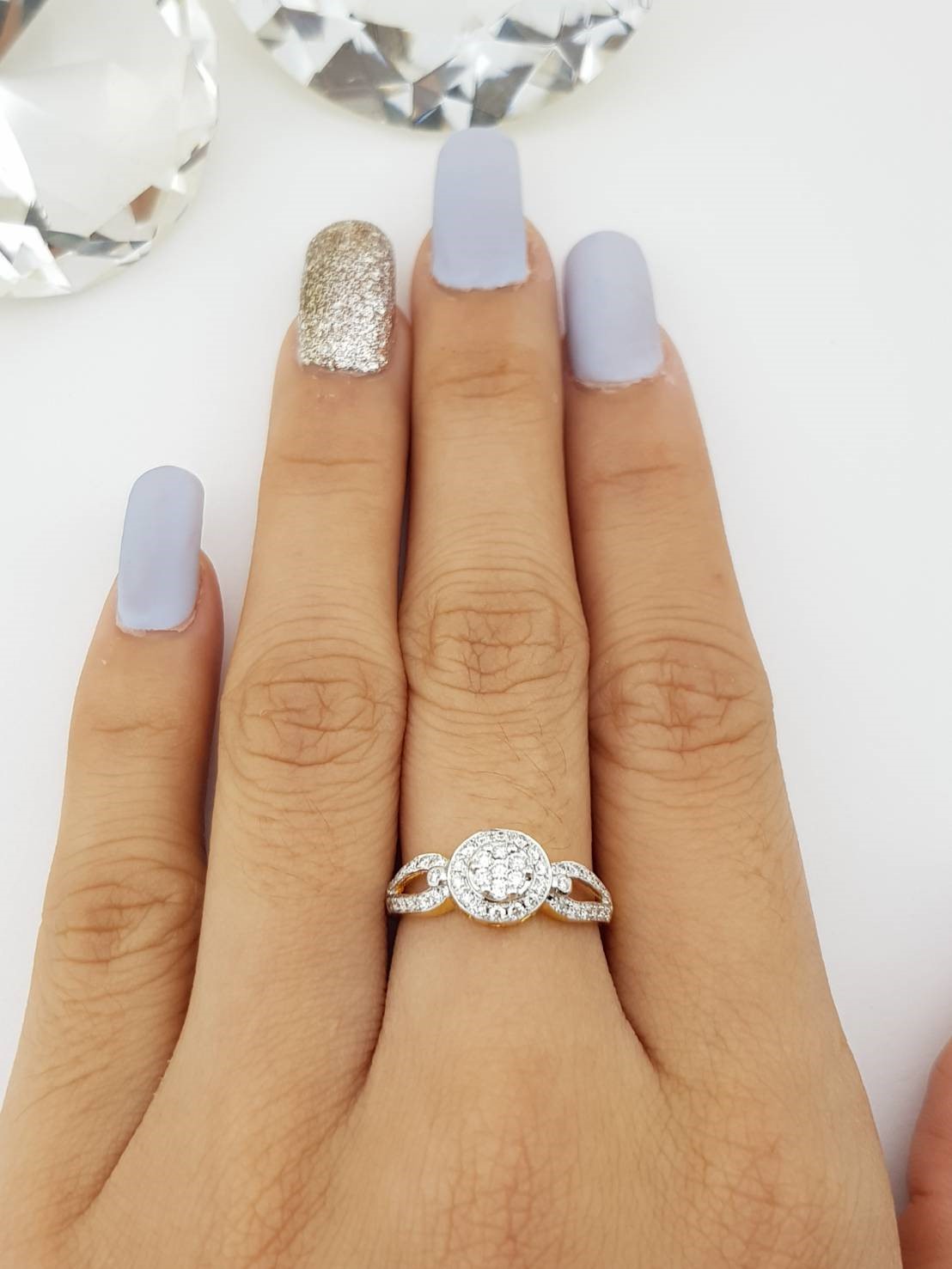 สั่งผลิตเพชรเบลเยี่ยมคัท แหวนแต่งงาน แหวนหมั้น ใส่เที่ยว ออกงาน แหวนทองคำ 18K เพชรแท้ 0.44 กะรัต 2.74 กรัม น้ำ 99 ราคาถูกมาก มีใบรับประกันค่ะ