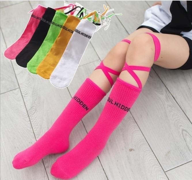 พร้อมส่ง ถุงเท้า เด็ก-ผู้ใหญ่ แบบยาว มีสายไขว้ ผูกข้อขา สีพื้น