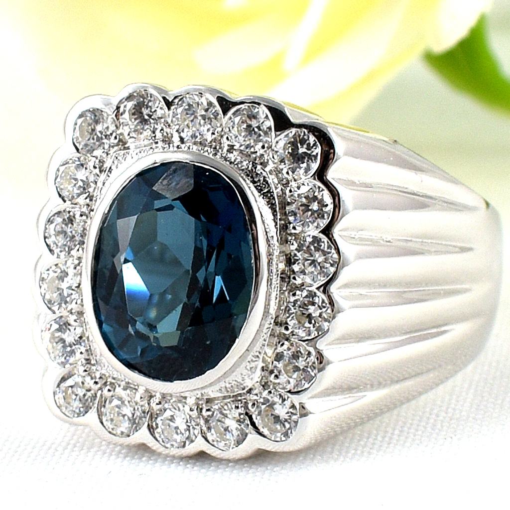 แหวนเงินแท้ราคาถูกชุบทองคำขาว ลอนดอนบลูโทปาซแท้ 3.60 กะรัต เพชรCZ 0.72 กะรัต งานประณีตสวยงาม สั่งผลิตค่ะ