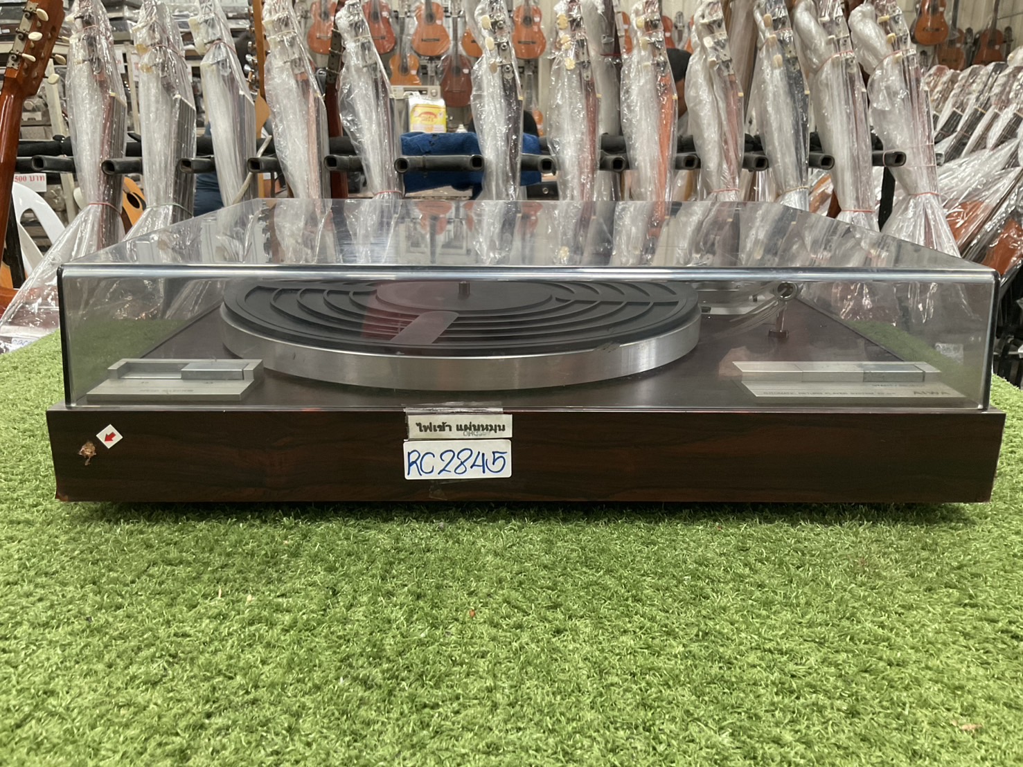เครื่องเล่นแผ่นเสียง AIWA : AP-D11