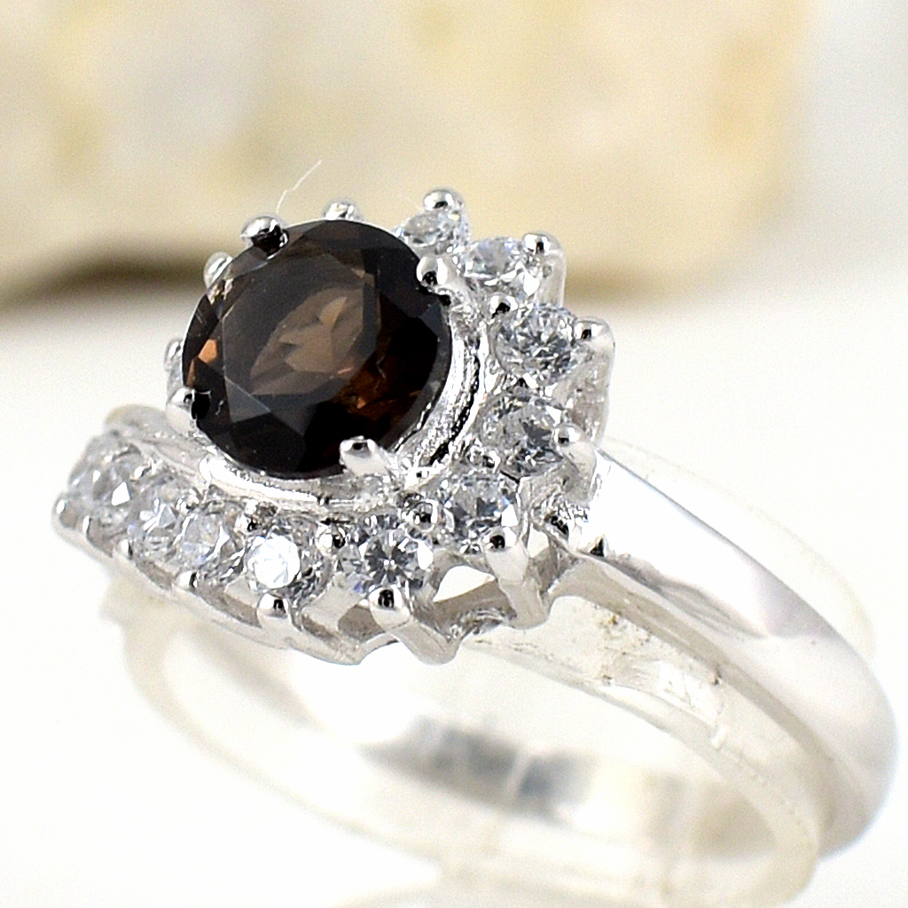 แหวนเงินแท้ราคาถูกชุบทองคำขาว พลอยแท้สโมกกี้ควอทซ์ 0.77 กะรัต เพชรCZ 0.42 กะรัต งานประณีตสวยงาม สั่งผลิตค่ะ