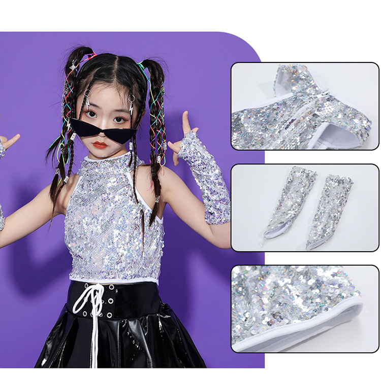 ชุดเต้น ชุดแดนซ์ เสื้อแขนกุดสีเงินปักเลื่อม+กระโปรงสีดำ