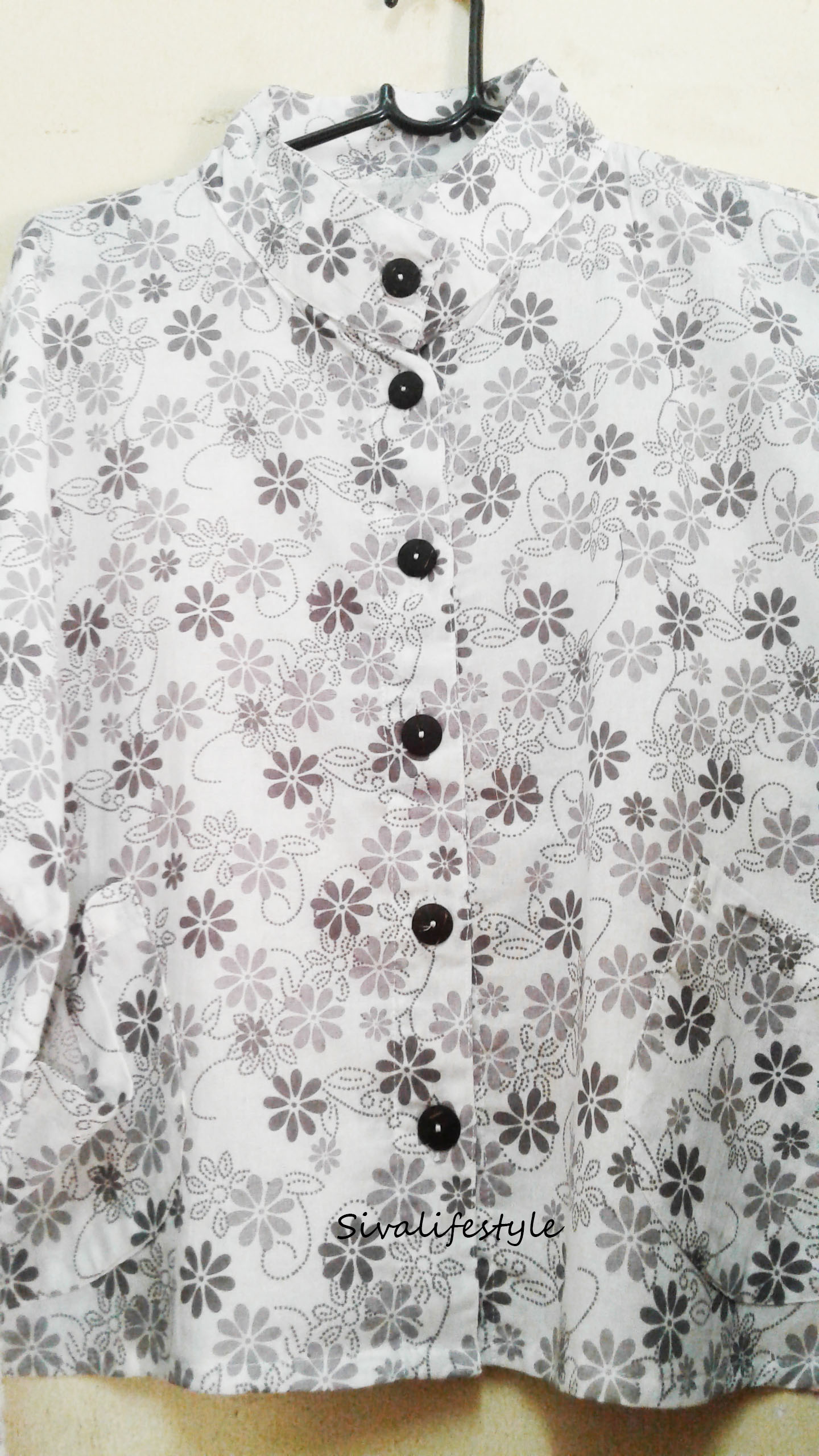 Siva003 (cotton with natural paint)